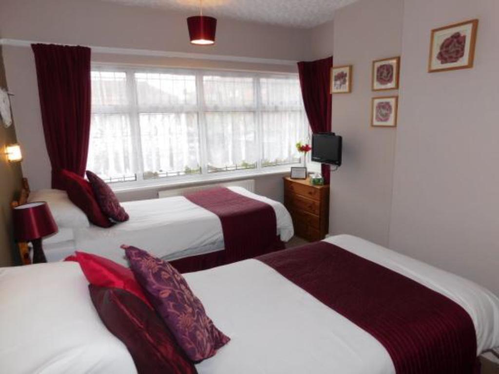 The Rufford Hotel Skegness Exterior photo